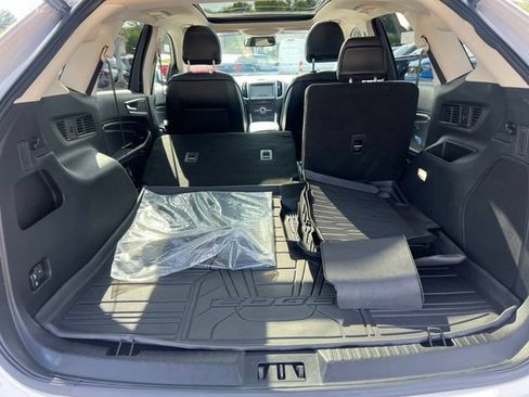 Certified 2019 Ford Edge Titanium w/ Equipment Group 301A AWD/4WD image 24