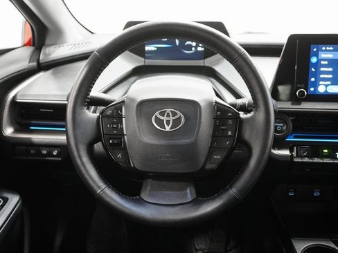 Used 2024 Toyota Prius XLE image 17