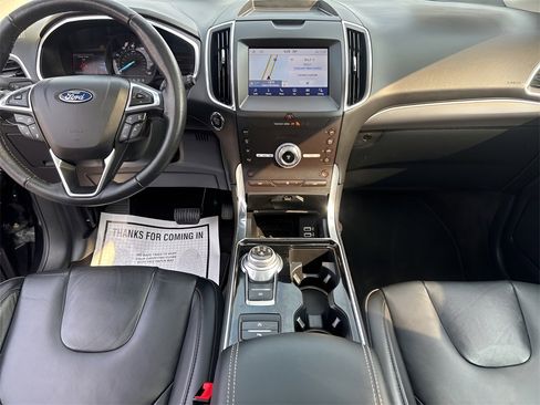 Used 2020 Ford Edge Titanium image 13