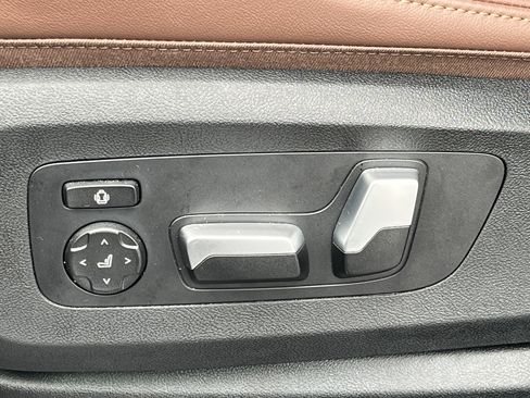 Used 2026 BMW X5 xDrive40i image 21