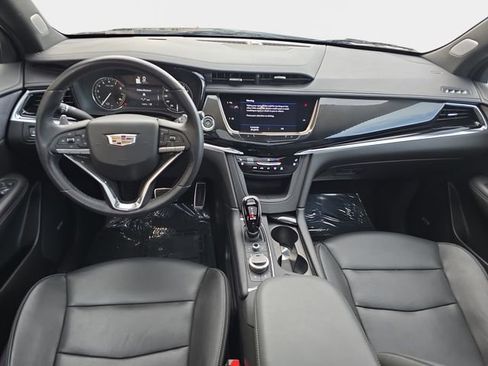 Used 2023 Cadillac XT6 Sport image 10