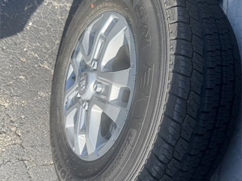 New 2026 RAM ProMaster 1500 w/ Quick Order Package 22G SLT image 12