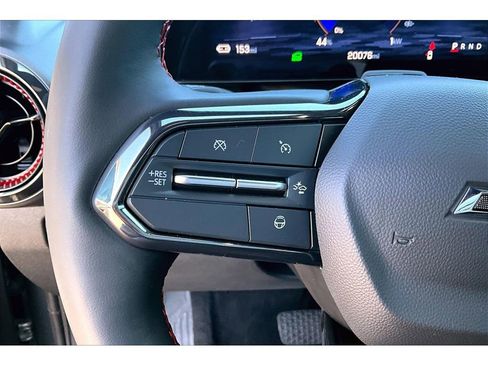 Used 2024 Chevrolet Equinox EV RS FWD image 11