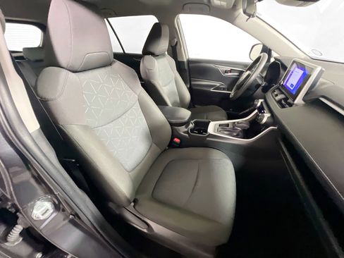 Used 2023 Toyota RAV4 XLE image 30