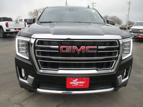 Certified 2021 GMC Yukon XL SLT w/ SLT Premium Package image 11