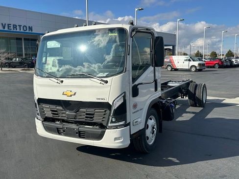 New 2025 Chevrolet Low Cab Forward 5500 XD RWD image 28