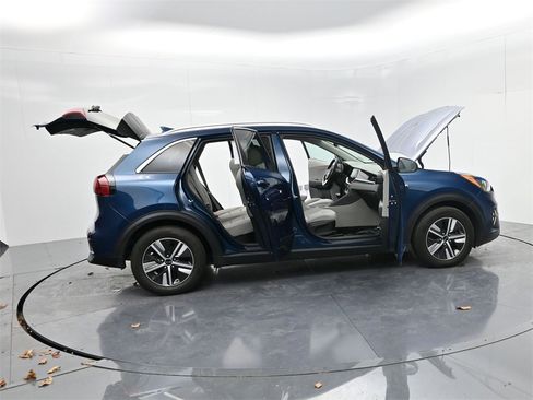 Used 2020 Kia Niro LXS image 53