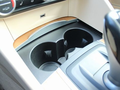 Used 2017 Alfa Romeo Giulia Ti w/ TI Lusso Light Wood Package image 18