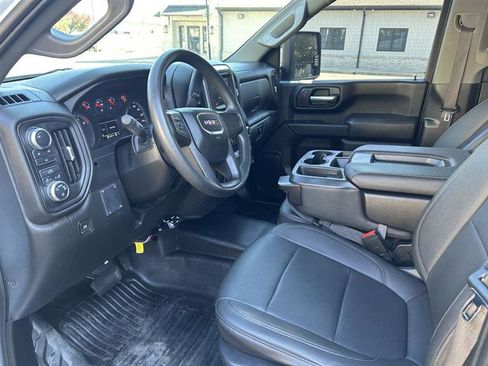 Used 2021 GMC Sierra 3500 Base Crew Cab 4WD w/ Convenience Package image 10