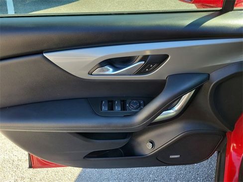 Used 2019 Chevrolet Blazer LT w/ Sound & Technology Package image 18