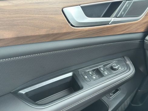 New 2026 Volkswagen Atlas SE FWD image 20