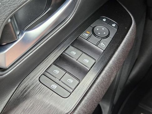 New 2026 Nissan Kicks SV FWD image 22