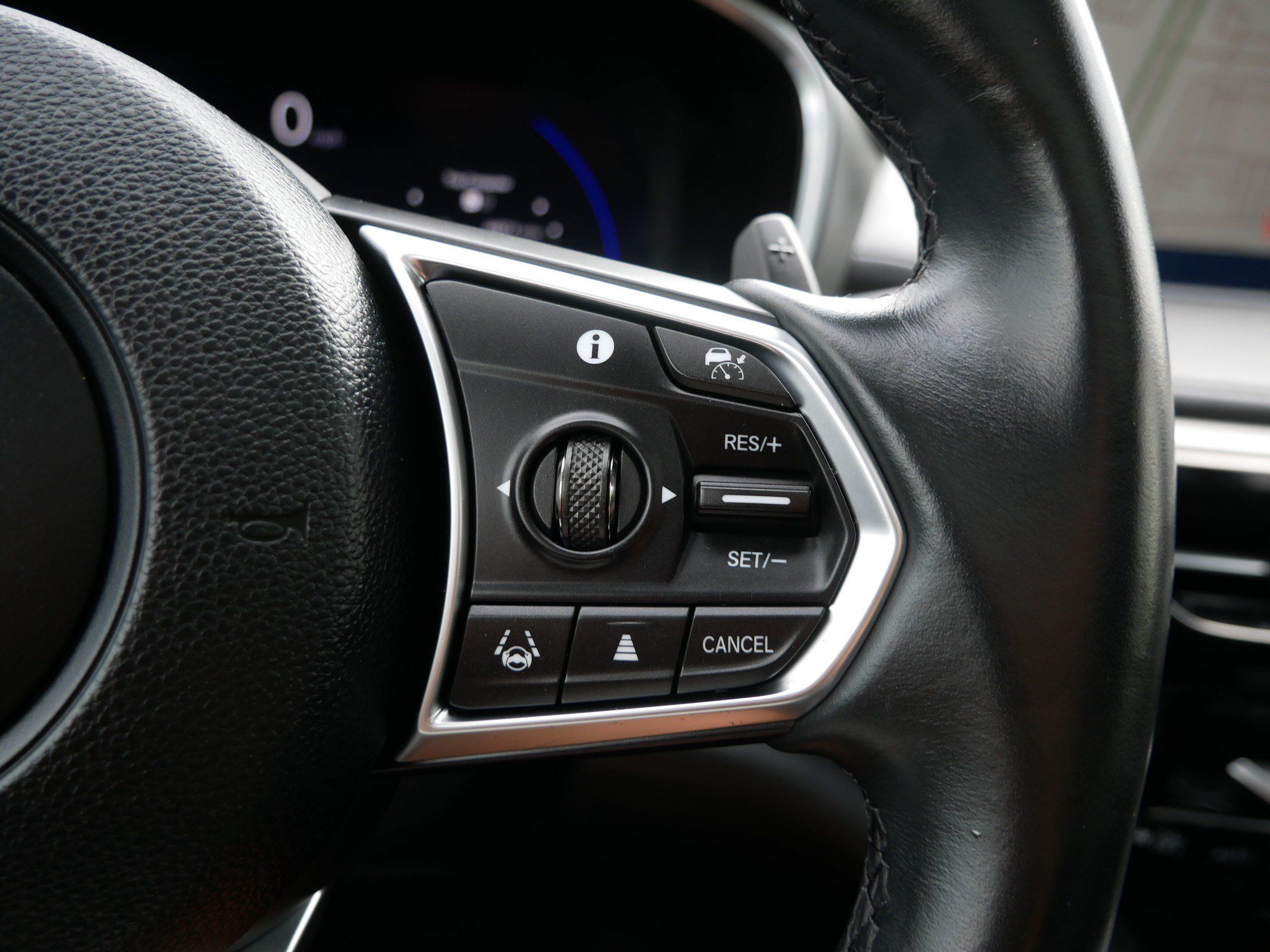 Certified 2024 Acura MDX w/ Technology Package AWD/4WD image 29