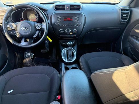 Used 2015 Kia Soul image 13