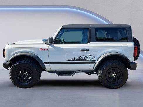 Used 2022 Ford Bronco Big Bend w/ Sasquatch Package AWD/4WD image 6