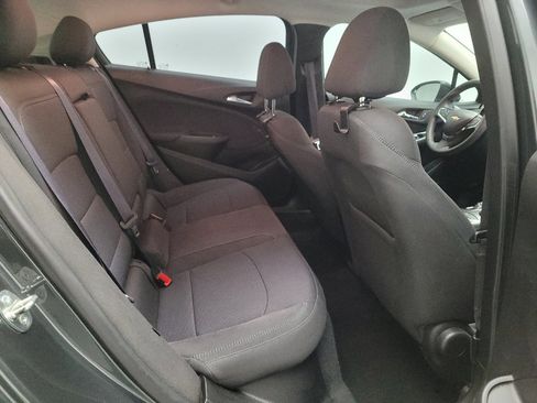 Used 2017 Chevrolet Cruze LT w/ Sun And Sound Package FWD image 19