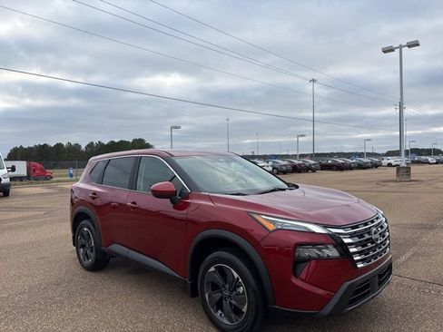 Certified 2026 Nissan Rogue SV image 5