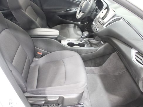 Used 2023 Chevrolet Malibu LT image 26