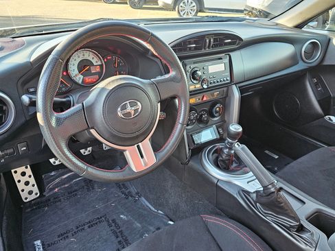 Used 2013 Scion FR-S image 17
