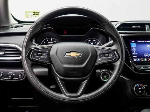 Used 2022 Chevrolet TrailBlazer LT w/ Convenience Package image 15