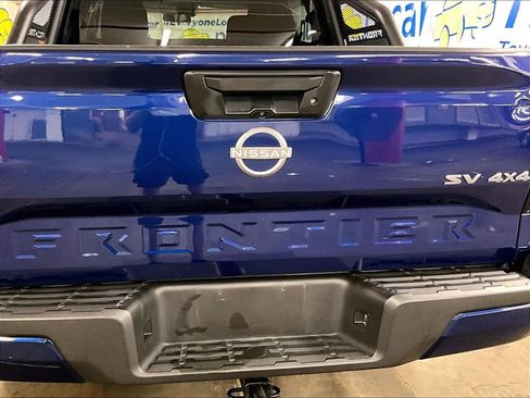 Used 2022 Nissan Frontier SV AWD/4WD image 28
