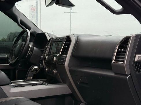Used 2018 Ford F150 Raptor w/ Equipment Group 802A Luxury AWD/4WD image 15