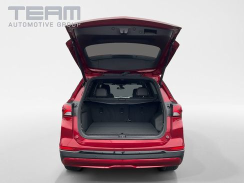 Used 2024 Chevrolet Equinox RS w/ RS Leather Package image 13