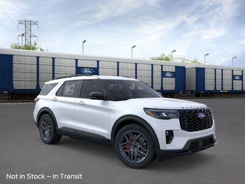New 2026 Ford Explorer ST-Line w/ ST-Line Street Pack RWD image 7