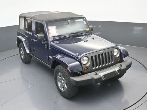 Used 2013 Jeep Wrangler Unlimited Sport AWD/4WD image 46
