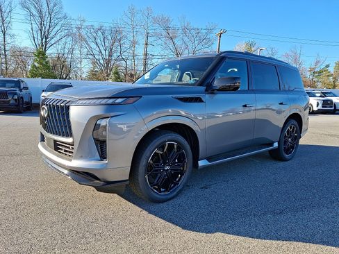New 2026 INFINITI QX80 4WD image 2