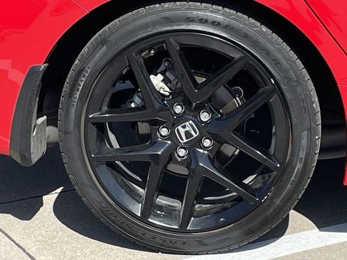 Certified 2025 Honda Civic Sport image 9