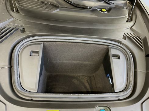 Used 2022 Audi e-tron GT Premium Plus image 36