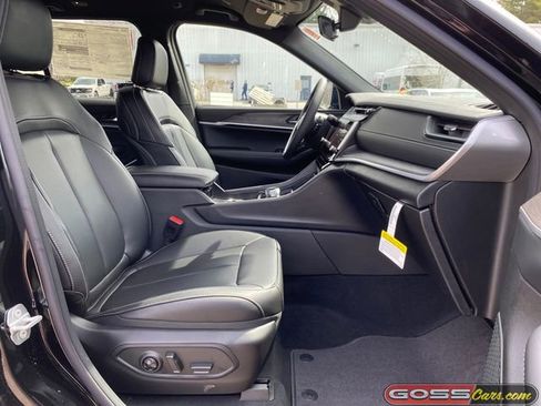 New 2026 Jeep Grand Cherokee Limited AWD/4WD image 6