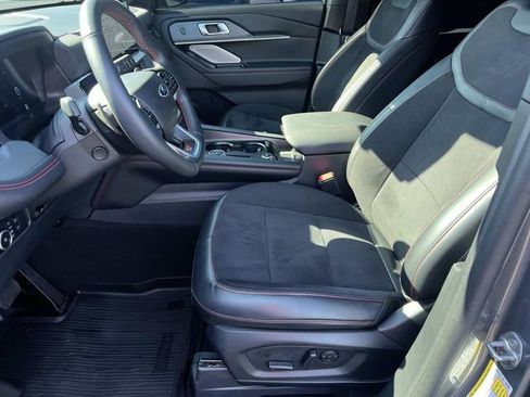 Certified 2025 Ford Explorer ST AWD/4WD image 21