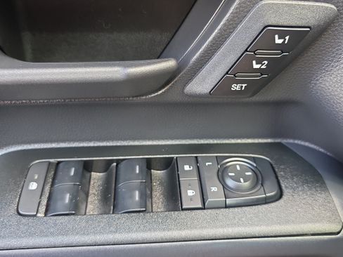 Used 2026 Toyota 4Runner TRD Off-Road Premium AWD/4WD image 31