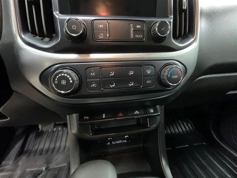Used 2022 Chevrolet Colorado LT w/ Fleet Safety Package RWD image 17