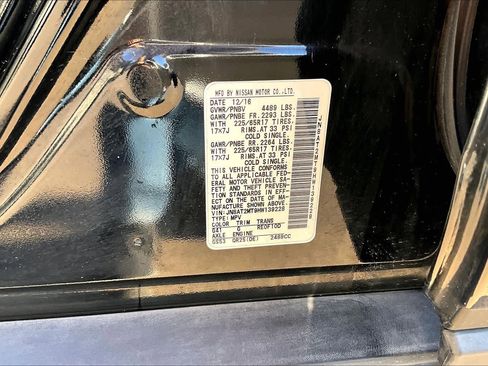 Used 2017 Nissan Rogue S image 32