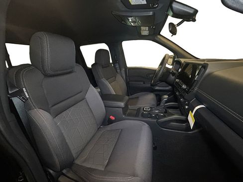 New 2026 Nissan Frontier SV w/ All-Weather Content Package AWD/4WD image 15
