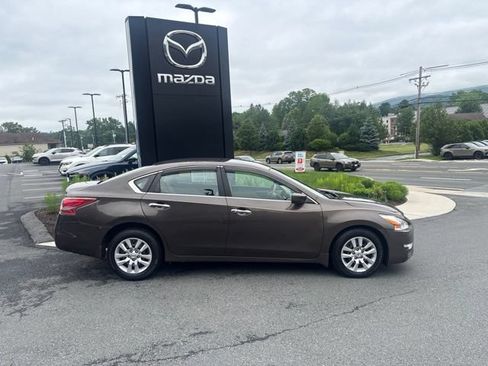 Used 2013 Nissan Altima 2.5 S FWD image 8