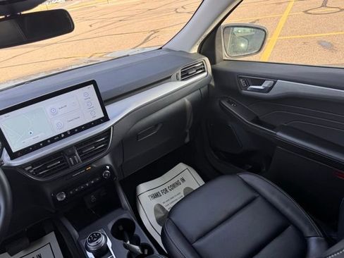 Used 2024 Ford Escape Platinum image 15