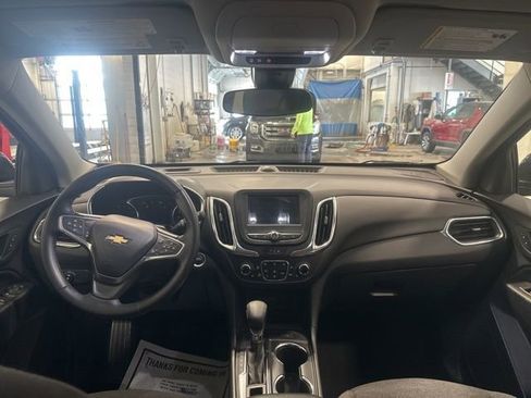 Used 2023 Chevrolet Equinox LT image 15