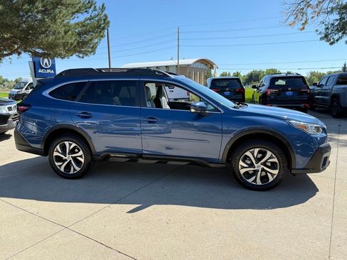 Used 2022 Subaru Outback Limited XT image 6