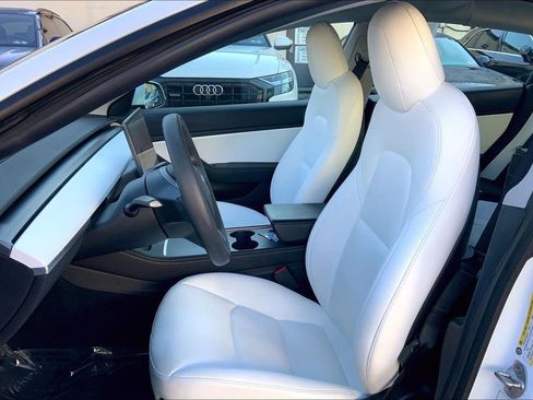 Used 2021 Tesla Model 3 Long Range image 8