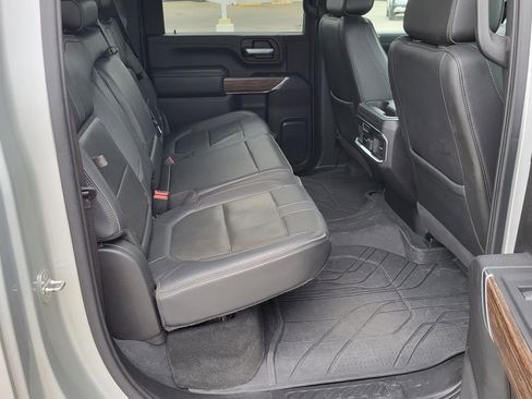 Used 2023 Chevrolet Silverado 3500 High Country image 11