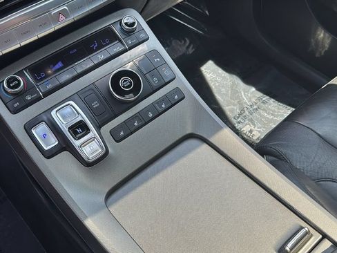 Used 2022 Hyundai Palisade Calligraphy w/ Cargo Package FWD image 17