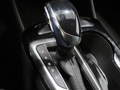 Used 2025 Buick Envista Sport Touring FWD image 23