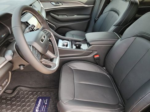 New 2026 Jeep Grand Cherokee L Limited AWD/4WD image 10