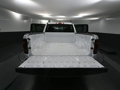 Used 2022 RAM 1500 Big Horn w/ Trailer Tow Group (B) AWD/4WD image 43