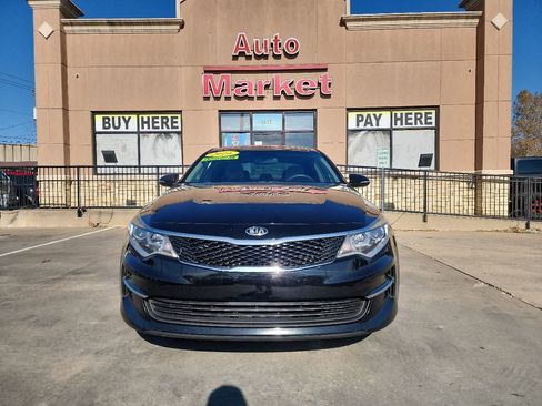 Used 2016 Kia Optima LX image 2