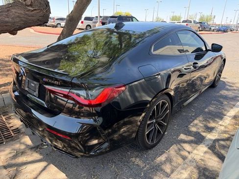 Used 2023 BMW M440i Coupe w/ Premium Package RWD image 3